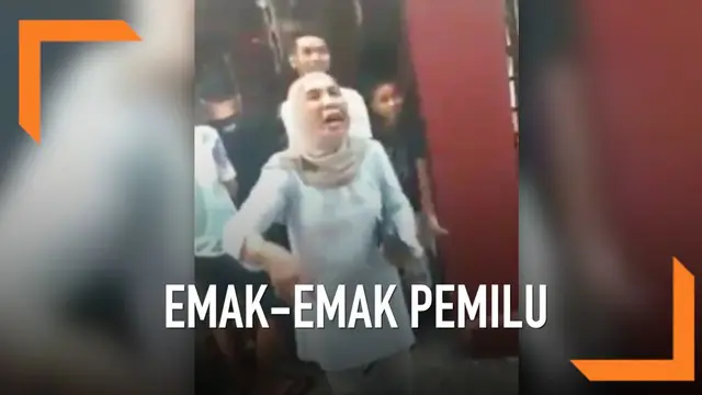 VIDEO: Emak-Emak Saling Ejek karena Beda Pilihan Pemilu