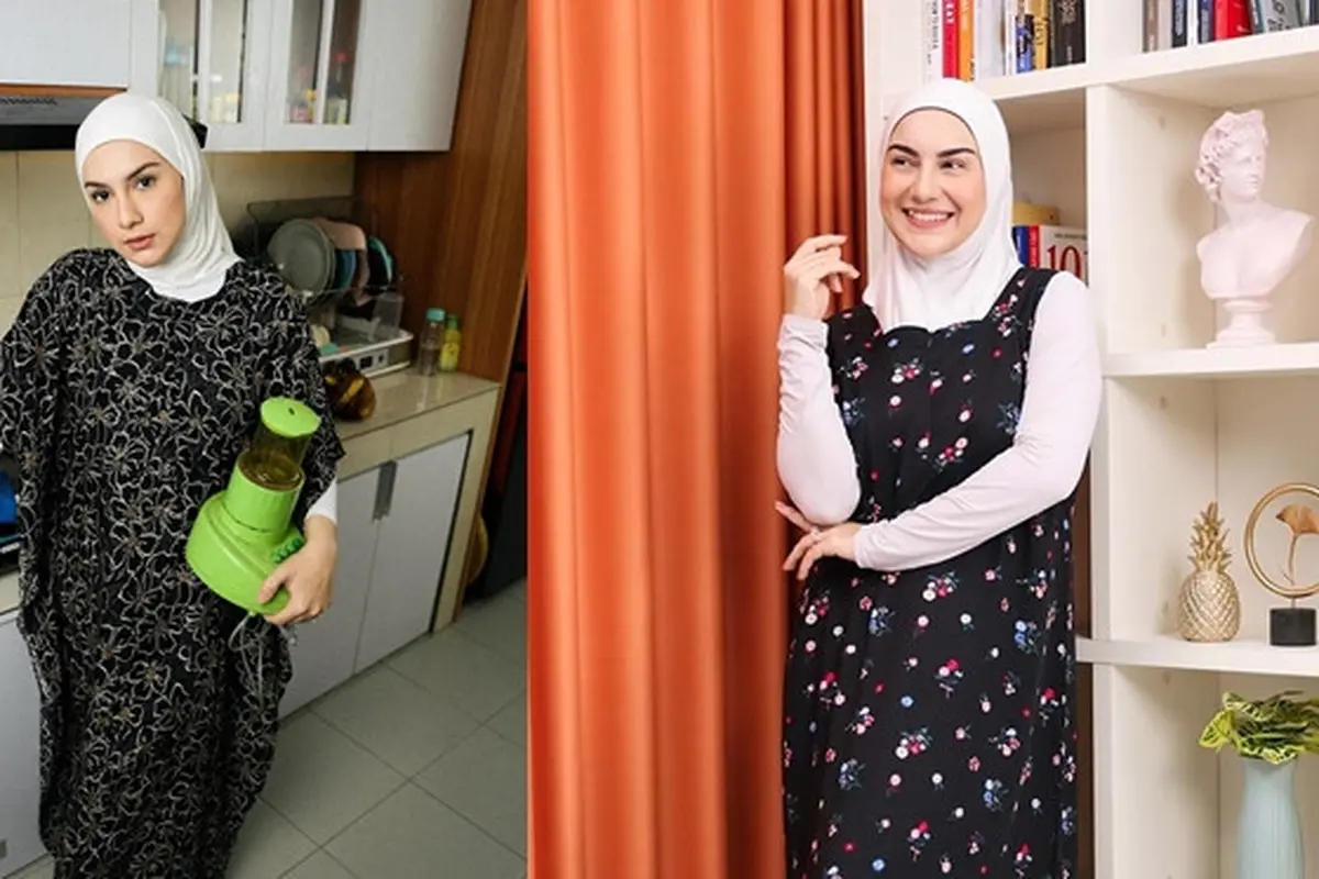 7 Potret Irish Bella Tampil Santai dengan Daster di Rumah, Tetap Menawan