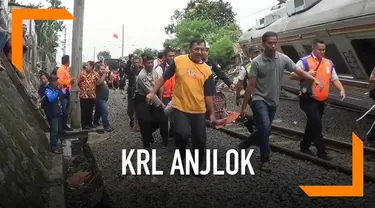 KRL Jakarta-Bogor mengalami anjlok pagi ini. Korban luka dievakuasi.