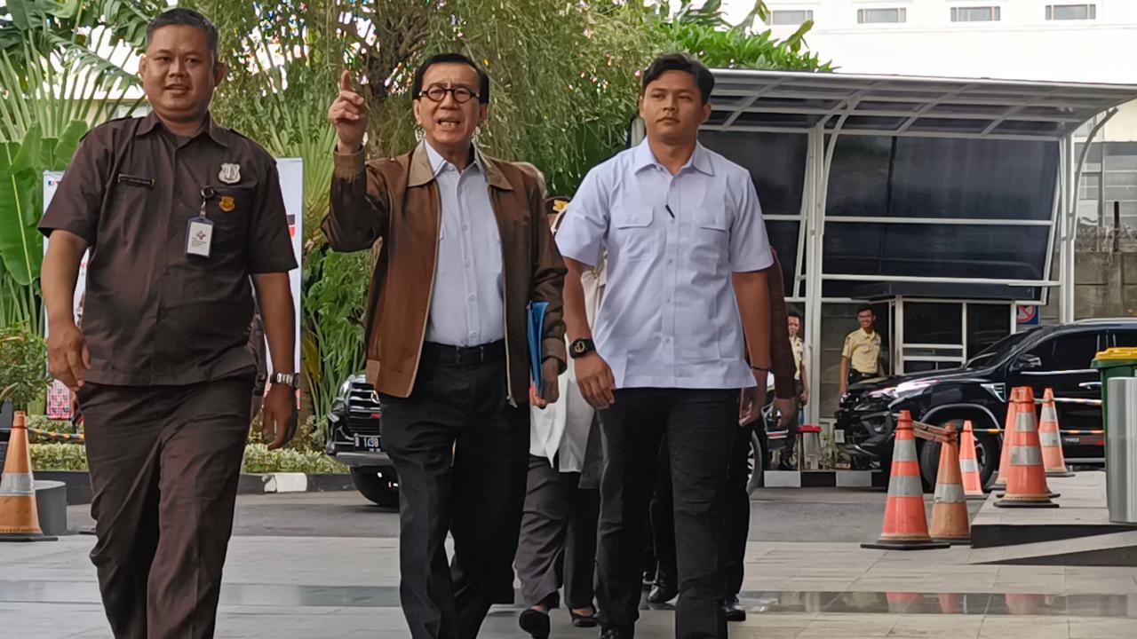 VIDEO: Gaya Necis Yasonna PDIP Eks Menkum HAM Diperiksa KPK Kasus Harun Masiku