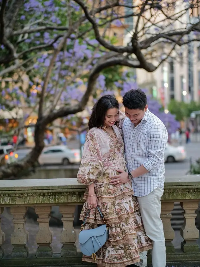 6 Potret Fashionable Acha Septriasa Saat Hamil Anak Kedua, Tenteng Tas Rp60jutaan