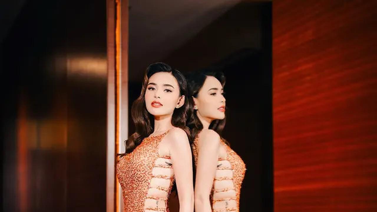6 Potret Amanda Manopo di Galprem Film Baru, Diduga Dapat Bunga dari Arya Saloka