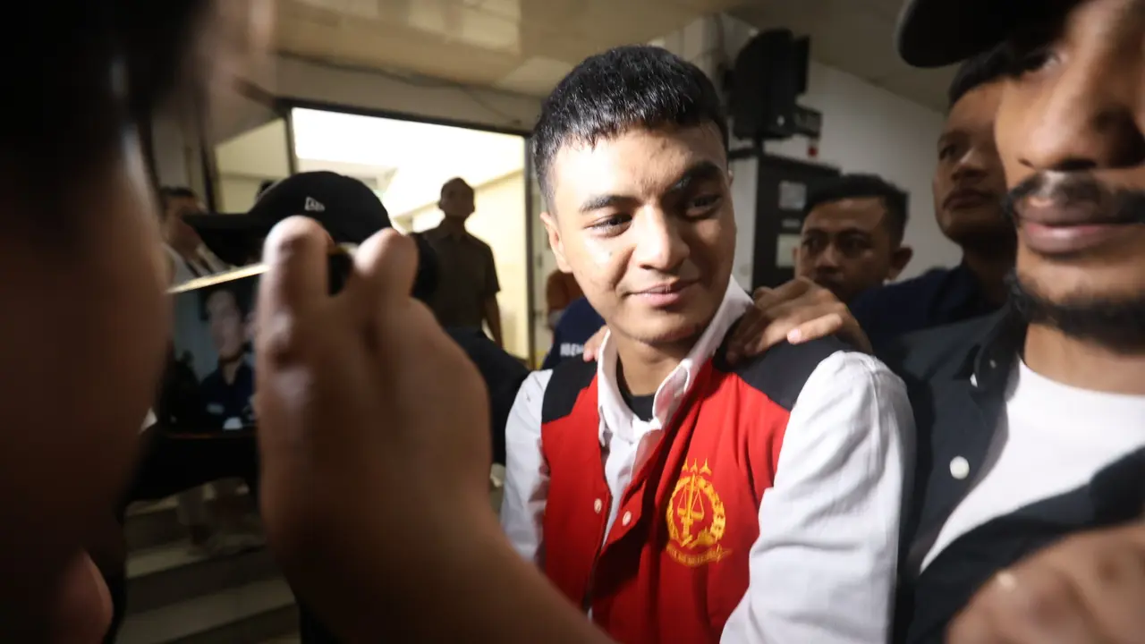 Vadel Badjideh Divonis 9 Tahun Penjara dan Denda Rp 1 Miliar