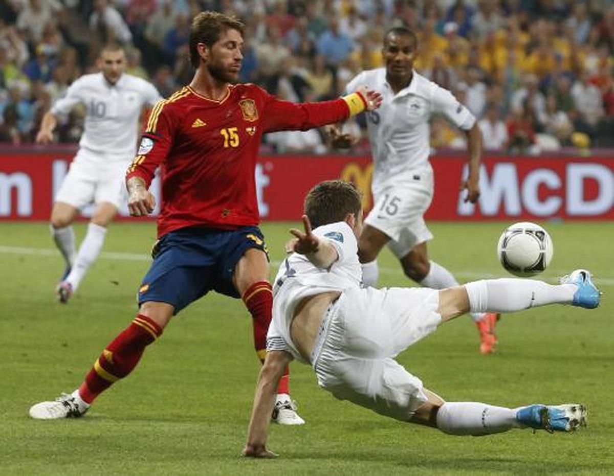 Xabi Alonso gunduli Prancis