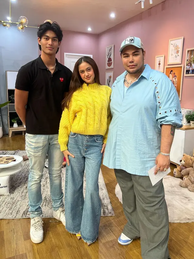 Marco bersama beberapa artis (Instagram/dps_diahpermatasari)