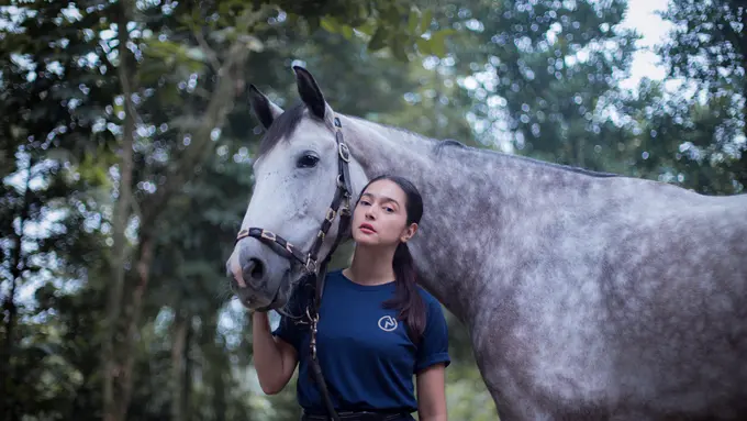 [Fimela] Nabila Syakieb