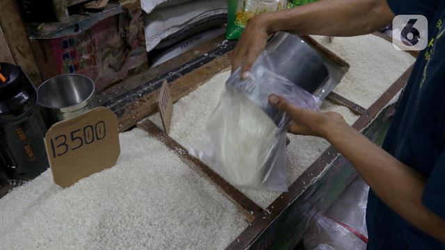 Kenaikan Harga Beras di Pasar Cibubur