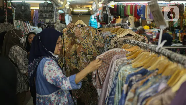 Pasar Tanah Abang Mulai Bergeliat Kembali