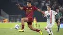 Paulo Dybala memborong dua gol sementara satu gol lagi disumbangkan oleh Roger Ibanez. (AP/Gregorio Borgia)