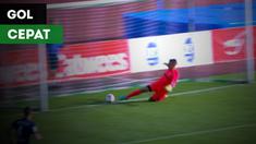 Berita video gol bunuh diri yang tercipta dalam waktu 14 detik dan terjadi di Piala Estonia pada Selasa (8/8/2017). Seperti apa golnya?