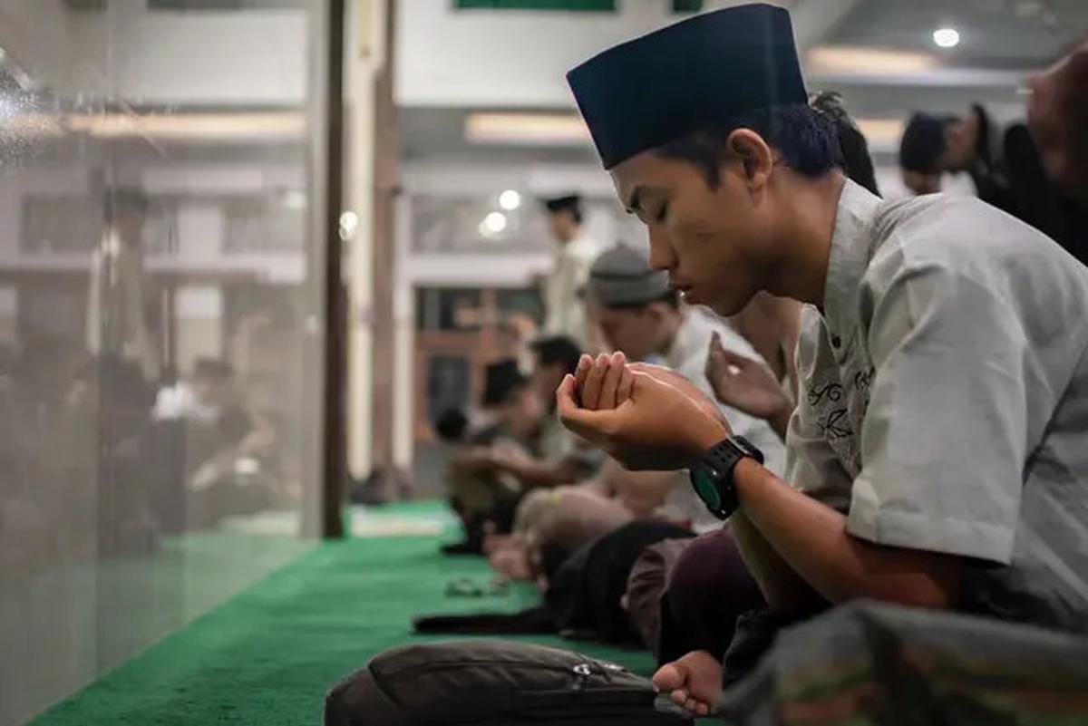 Doa Qunut Tolak Bala dan Wabah, Permohonan Umat untuk Perlindungan dari Musibah