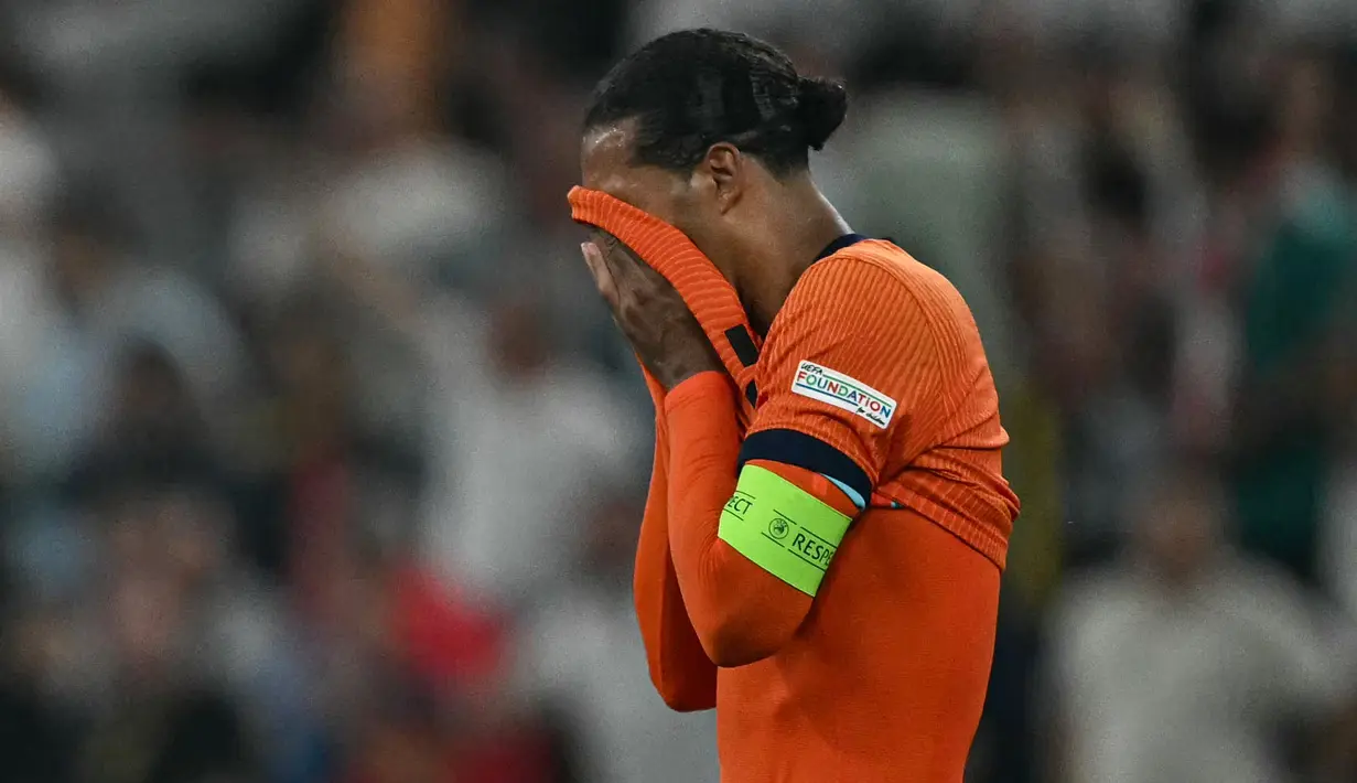 Belanda unggul terlebih dahulu melalui sepakan Xavi Simons. (OZAN KOSE / AFP)