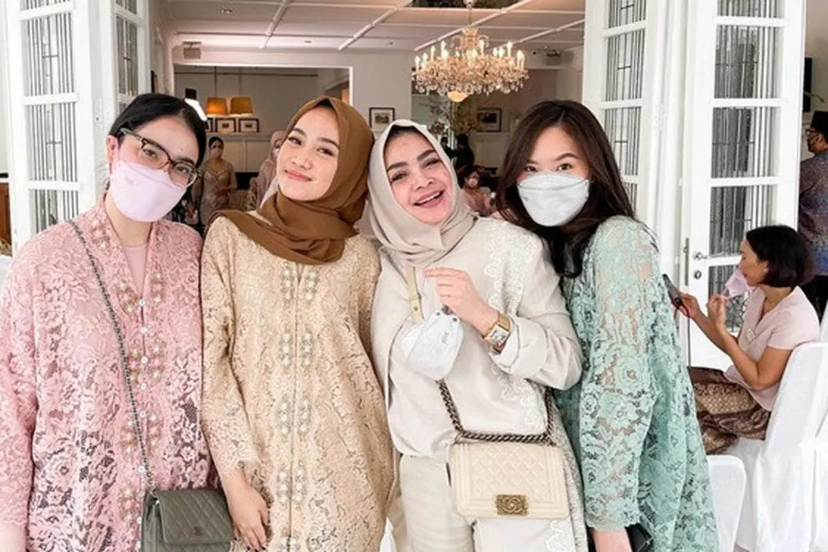 6 Potret Sella Brata, Sepupu Nagita Slavina yang Jarang Tersorot