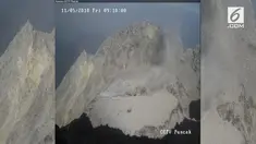 Gunung Merapi mengalami letusan Freatik Jumat (11/5) pagi. Asap tebal setinggi 5500 meter membumbung tinggi di langit Yogyakarta.