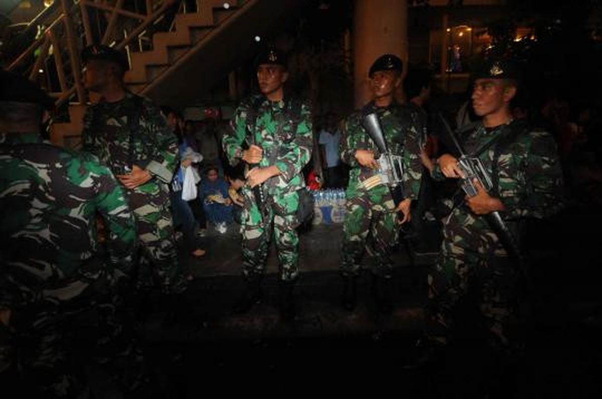 Penjagaan malam pergantian tahun baru 2012-2013
