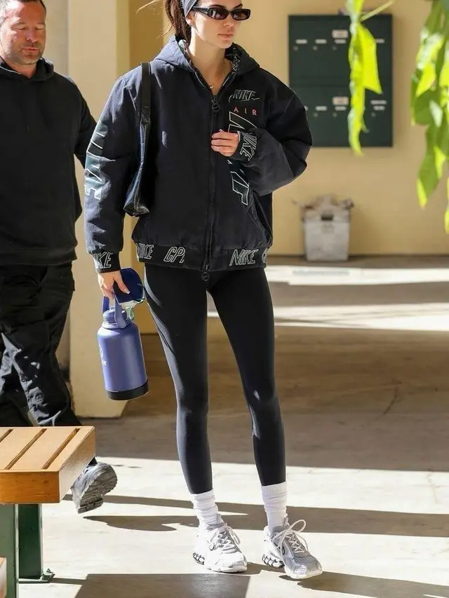 Dari Tumbler sampai Tas Belanja Kain, Kebiasaan Kecil yang Kini Jadi Lifestyle Anak Muda