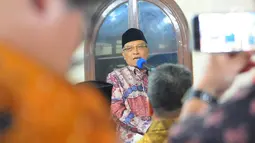 Ketua Umum Lembaga Persahabatan Ormas Islam (LPOI) Said Aqil Siradj saat mendeklarasikan Pemilu Damai di Jakarta, Jumat (22/3). LPOI siap menjaga proses Pemilu 2019 yang bersih, jujur, dan damai. (Liputan6.com/Angga Yuniar)