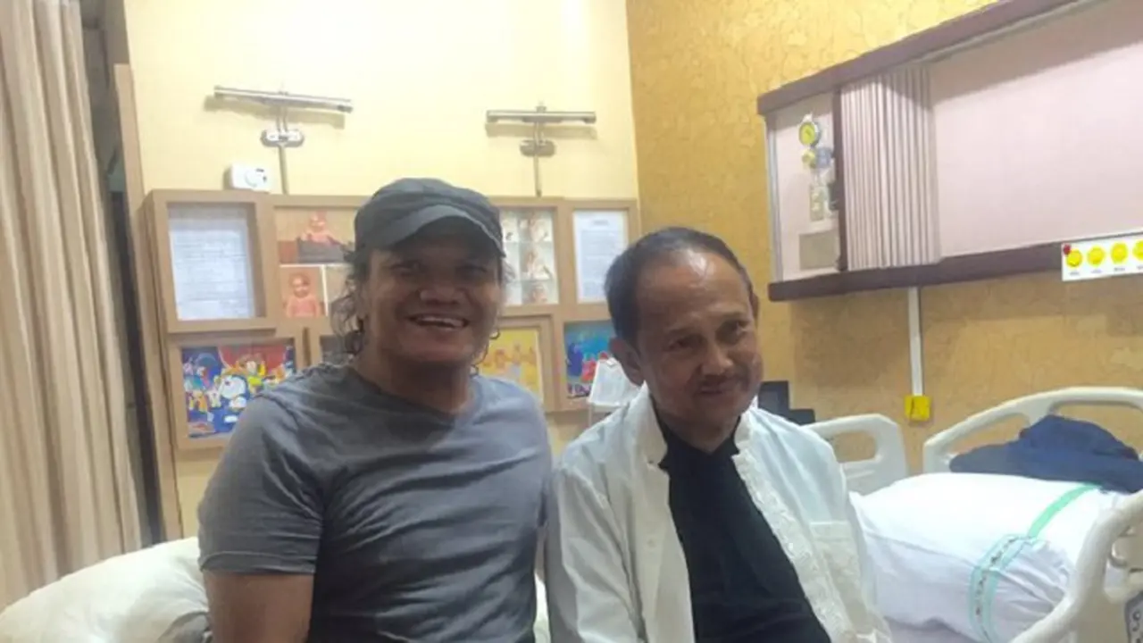 20160304-BJ-Habibie-di-RSPAD-Gatot-Soebroto-Jakarta