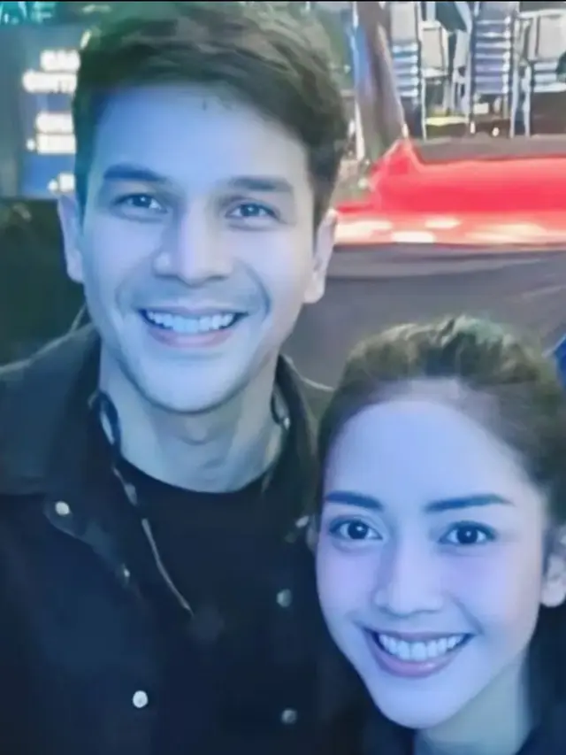 Ririn Dwi Ariyanti dan Jonathan Frizzy