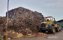 Sudin LH Jaktim Targetkan Lima Hari Atasi Lonjakan Sampah Kramat Jati
