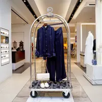 Outfit Lebaranmu tak lengkap tanpa aksesori yang pas. Michael Kors secara eksklusif menghadirkan koleksi kapsul Tribeca untuk lengkapi outfit Lebaranmu. [Michael Kors]