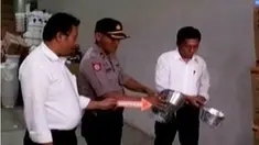 Tim Polsek Kaliwates dan Polres Jember, Senin 25 Januari kemarin menggerebek distributor peralatan rumah tangga di Perumahan Graha, Tegal.