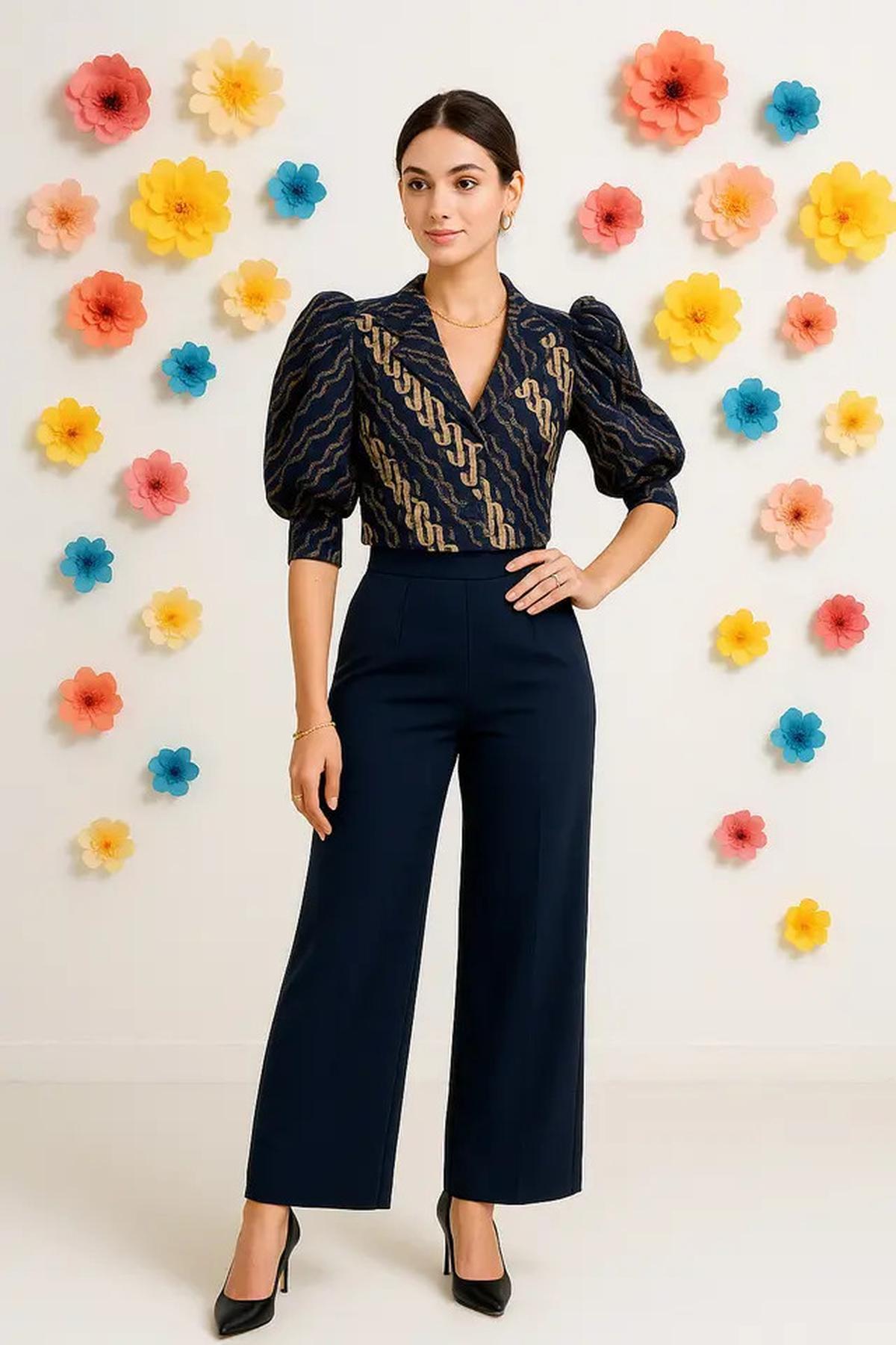 7 Model Blazer Batik Lengan Puff Crop, Feminin Tapi Tetap Edgy