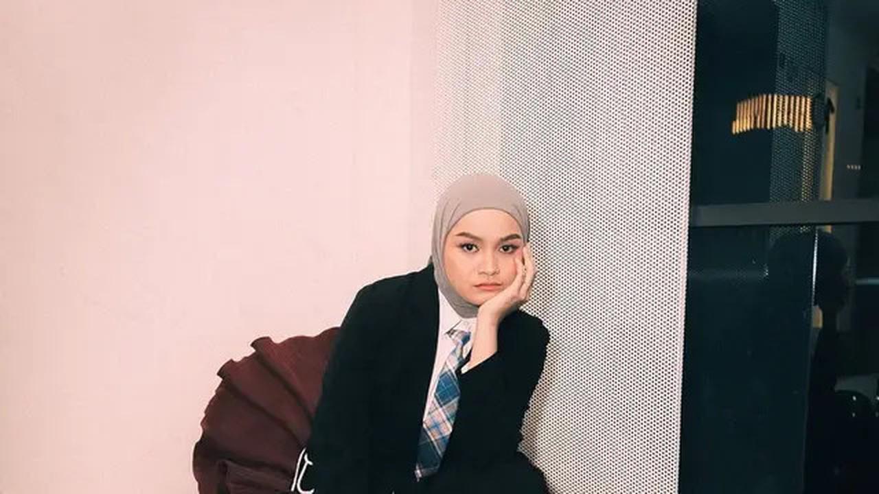 Putuskan Hiatus di Puncak Karier, 6 Unggahan Terbaru Salma Salsabil di Media Sosial Langsung Viral