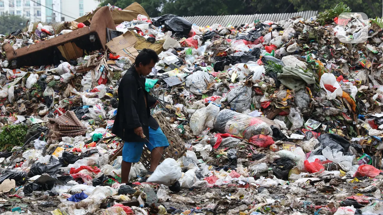 Selama WFH, Volume Sampah Jakarta Turun Drastis