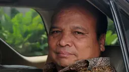 Mantan Ketua PPATK, Yunus Husein usai menjadi pembicara internal pegawai KPK di gedung KPK, Jakarta, Senin (30/4). Yunus menjadi pembicara tentang tindak pidana pencucian uang (TPPU) indikasi perputaran uang di pasar modal. (Merdeka.com/Dwi Narwoko)