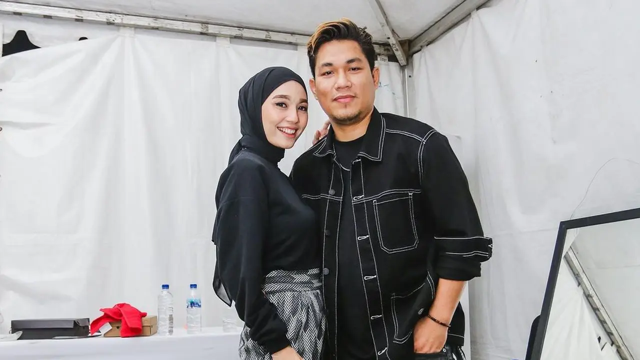 [Fimela] Rizal Armada dan Monica Imas