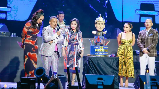Hotman Paris ulang tahun ke-64