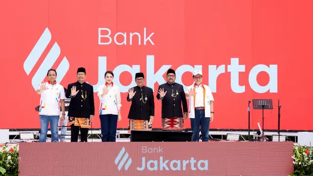 Gubernur Jakarta Pramono Anung dalam acara peluncuran rebranding "call name" dan logo baru PT Bank DKI di Taman Literasi Martha Christina Tiahahu, Kebayoran Baru, Jakarta Selatan, Minggu (22/6/2025) (Istimewa)
