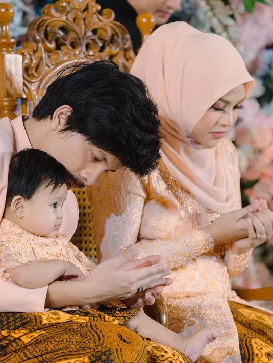 <p>(Instagram/attahalilintar)</p>