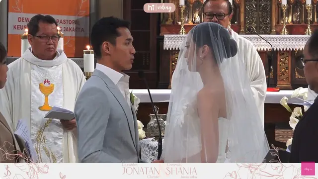6 Potret Pernikahan Jonatan Christie dan Shanju