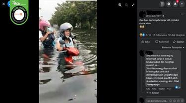 Gambar Tangkapan Layar Foto yang Diklaim Seorang Wanita Mengendarai Motor Selam (sumber: Facebook).