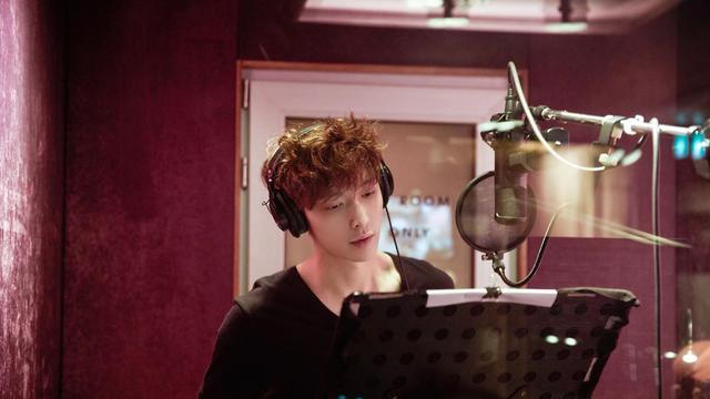 Lay EXO (Instagram/ layzhang)