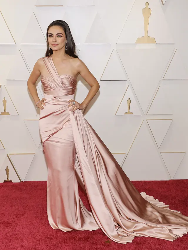 8 Penampilan Terbaik di Karpet Merah Oscar 2022