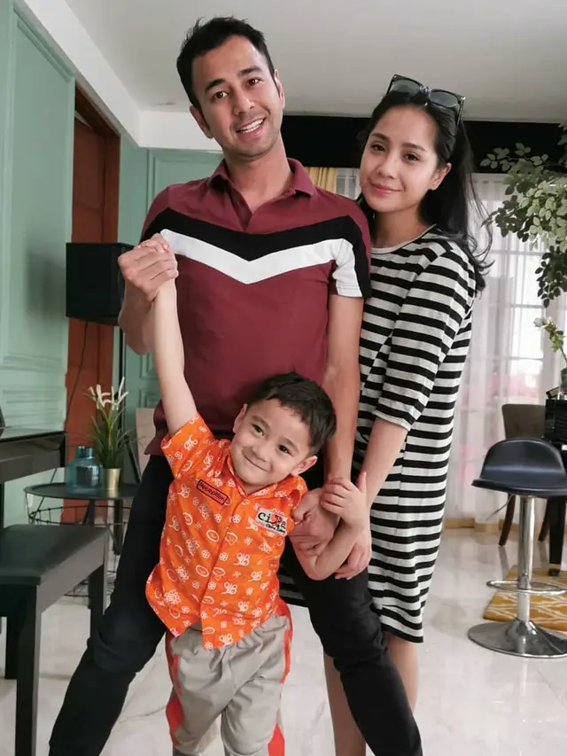 [Fimela] Raffi Ahmad dan Nagita Slavina