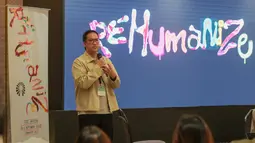 Ben Soebiakto, Co-Chair IdeaFest 2026, menjadi pembicara dalam pembukaan IdeaFest 2026 di Jakarta Convention Center, Senayan, Jakarta, Jumat (4/9/2026). Dalam kesempatan tersebut, Ben menyampaikan pentingnya peran manusia di tengah perkembangan teknologi dan kecerdasan buatan (AI). IdeaFest 2026 mengusung tema “ReHumanize” dan berlangsung pada 4-6 September 2026 dengan menghadirkan lebih dari 200 pembicara dari berbagai industri. (KLY/Budy Santoso)