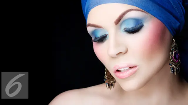 20151016--Ilustrasi-Make-Up-Somokey-Eye