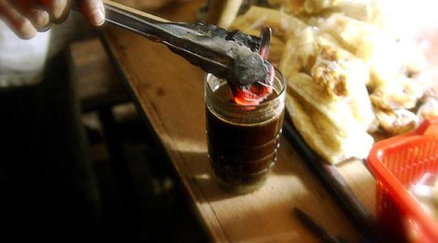 7. Angkringan Kopi Joss Lik Man