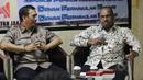 Gede Pasek Suarkina (kiri) dan Hironimus Hilapok saat menghadiri dialog 'Politik Etis Ala Jokowi: Ketika Relawan Kebagian Jatah" Jakarta, Selasa (1/4/2015). Narasumber berpendapat  jatah jabatan untuk relawan adalah hal wajar (Liputan6.com/Helmi Afandi)