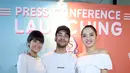 Grup G.A.C. atau Gamaliel Tapiheru, Audrey Tapiheru, dan Cantika Abigail didapuk menjadi brand ambassador permen KIS. (Nurwahyunan/Bintang.com)