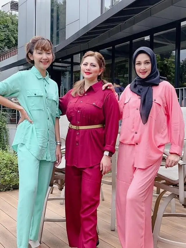 Dina Lorenza dan Cut Keke