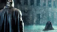 Henry Cavill menuangkan sedikit pemahamannya tentang konflik Batman V Superman: Dawn of Justice dari perspektif Superman.