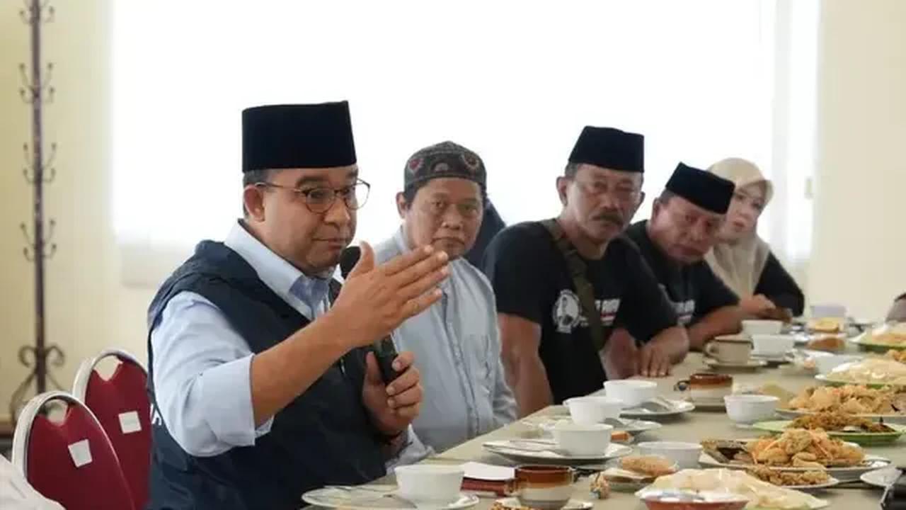 Anies meyakini, transparansi dan pelibatan publik menjadi kunci agar terselenggaranya PSN yang tidak menimbulkan konflik. Hal itu, kata dia, harusnya dilakukan sejak penyusunan Rencana Pembangunan Jangka Menengah Nasional (RPJMN).<br>