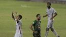 Striker Bali United, Irfan Bachdim, Melakukan selebrasi usai mencetak gol ke gawang PS TNI di Stadion Pakansari, Bogor, Senin (10/7/2017). Irfan Bachdim mencetak dua gol pada laga tersebut. (Bola.com/M Iqbal Ichsan)