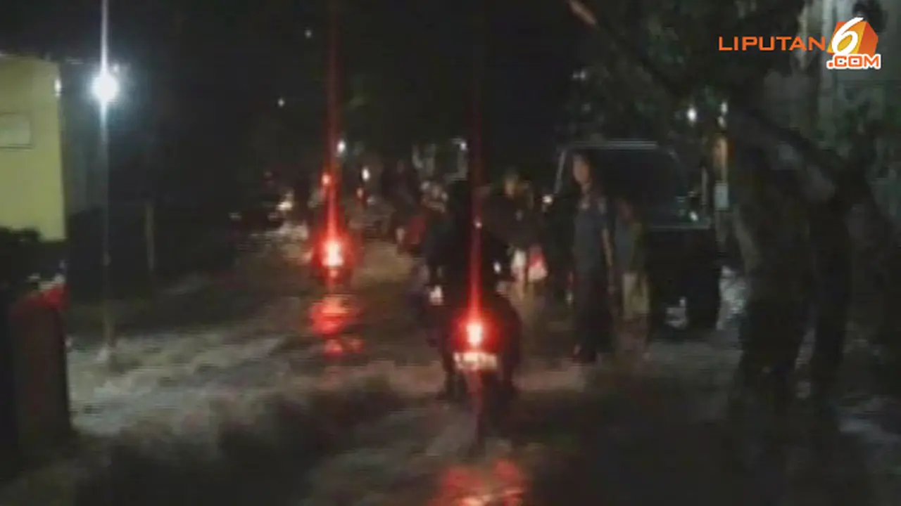 banjir-ciledug-131114a.jpg
