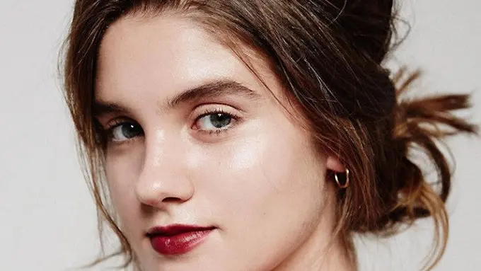 Tren Makeup Dewy Skin, Berani Coba?